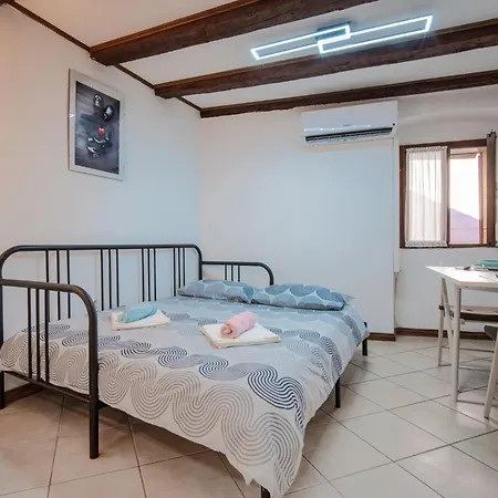 Piccolo By Interhome *